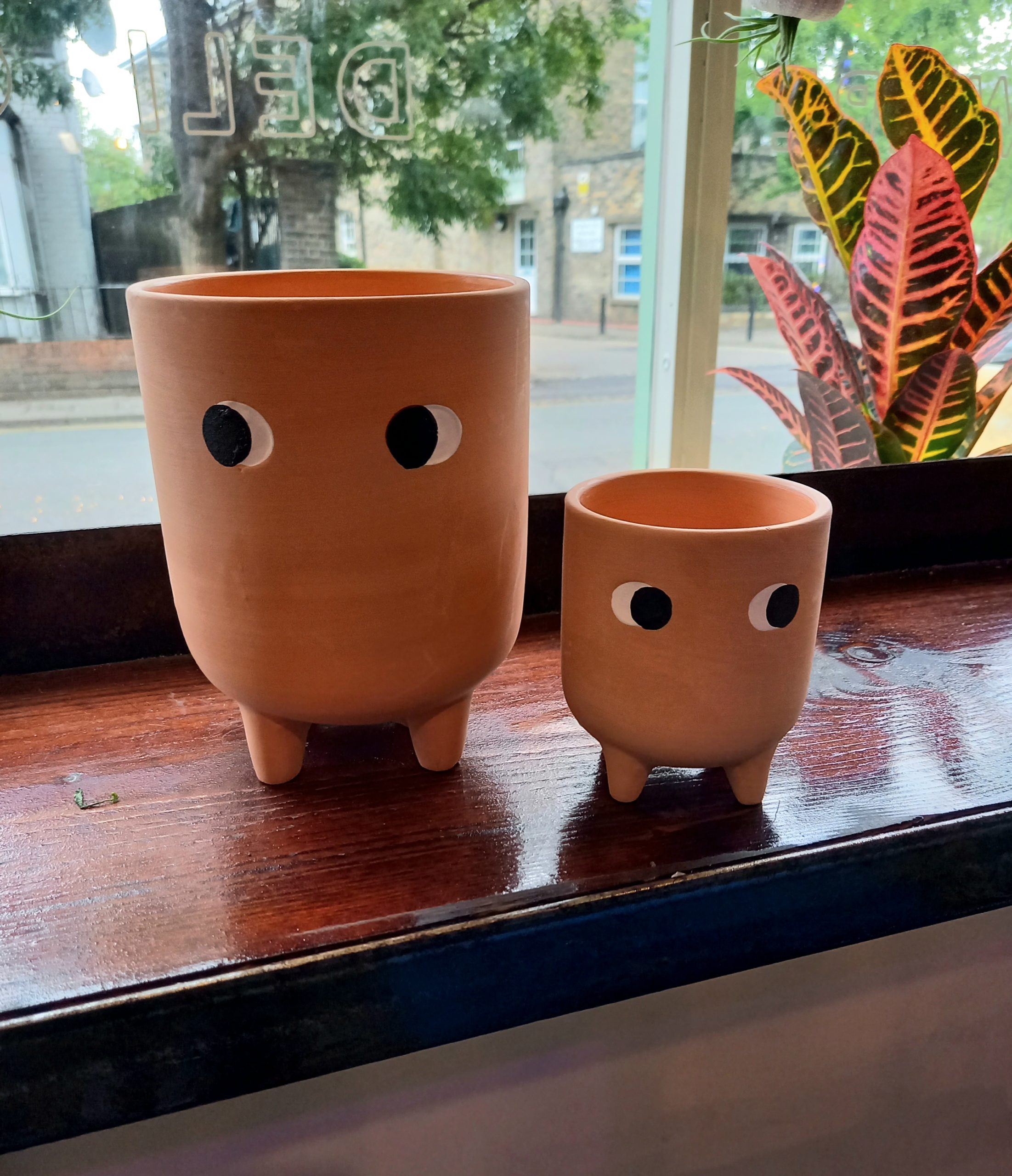 Sass & Belle Little Leggy - Vaso in terracotta